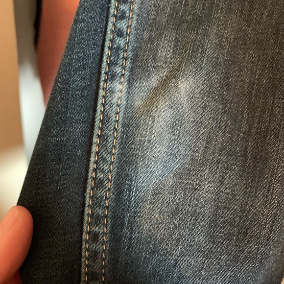 AE : Dark-wash Denim Jacket - Picture 4 of 4